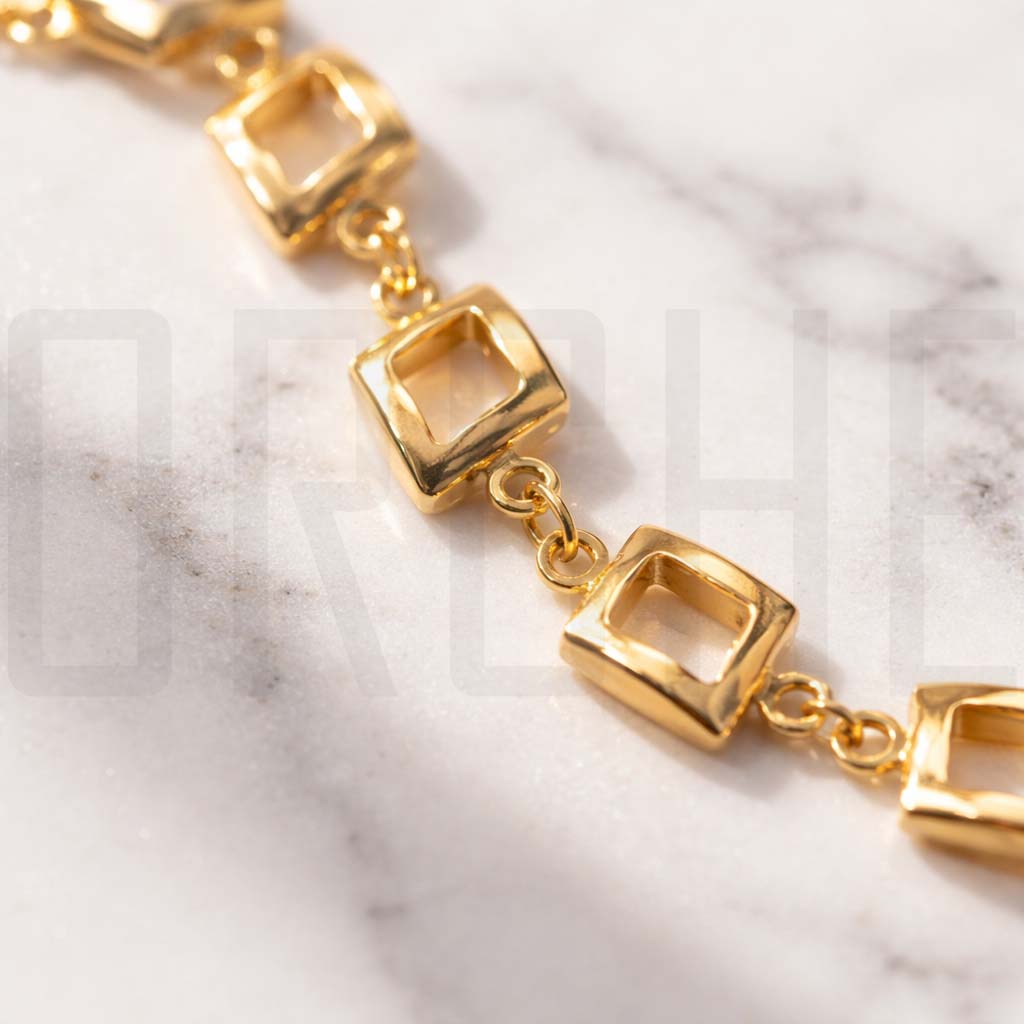 Elegant Rhombus-Link Gold Imitation Chain Bracelet for Women – Premium Fashion Jewelry